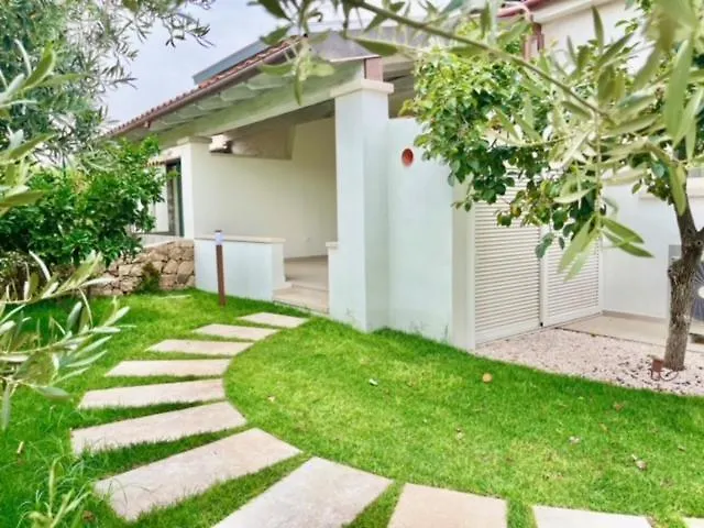 Villa Berenike San Teodoro  Affittacamere